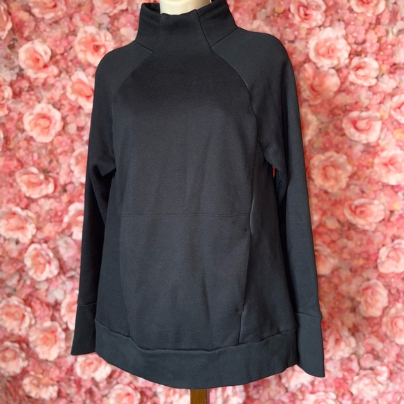 Fabletics Tops - Fabletics (XS) Black Turtleneck Sweatshirt with Pockets